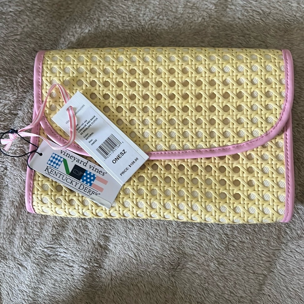 Vineyard Vines kentucky derby envelope clutch. NWT. Pretty rose print inside.